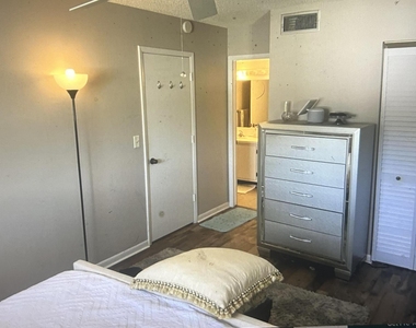 2703 Sw Matheson Avenue - Photo Thumbnail 8