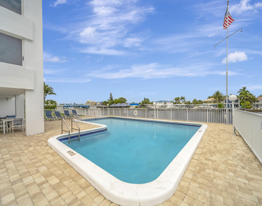 3100 Ne 49 Street - Photo Thumbnail 34