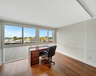 3100 Ne 49 Street - Photo Thumbnail 20