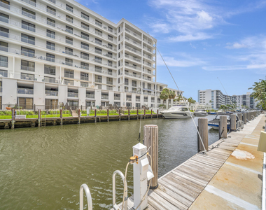 3100 Ne 49 Street - Photo Thumbnail 29