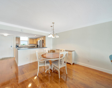 3100 Ne 49 Street - Photo Thumbnail 4
