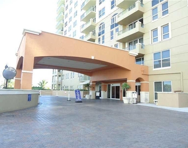 2080 S Ocean Drive - Photo Thumbnail 9