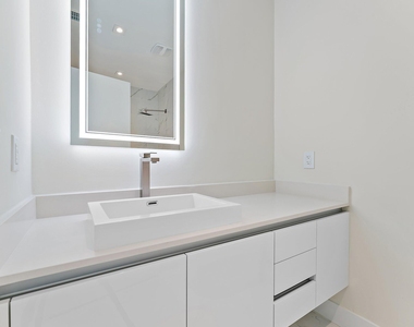 3100 N Ocean Drive - Photo Thumbnail 29