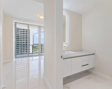 3100 N Ocean Drive - Photo Thumbnail 28