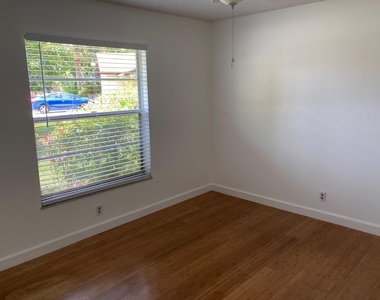 9627 Se Crest Court - Photo Thumbnail 18