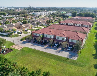 120 Williams Court - Photo Thumbnail 14