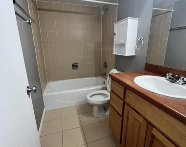1700 Presidential Way - Photo Thumbnail 12