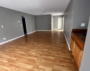 1700 Presidential Way - Photo Thumbnail 7