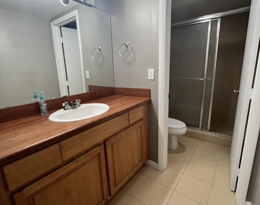 1700 Presidential Way - Photo Thumbnail 13