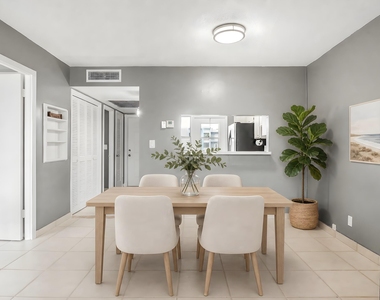 2309 Park Lane - Photo Thumbnail 3