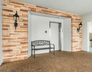 2309 Park Lane - Photo Thumbnail 30