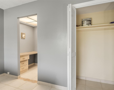 2309 Park Lane - Photo Thumbnail 21