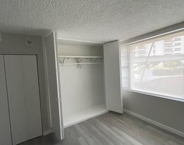 3600 Galt Ocean Drive - Photo Thumbnail 18