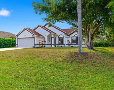 3031 Se Galt Circle - Photo Thumbnail 1