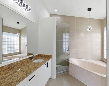 3031 Se Galt Circle - Photo Thumbnail 19
