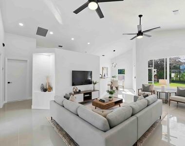 3031 Se Galt Circle - Photo Thumbnail 36
