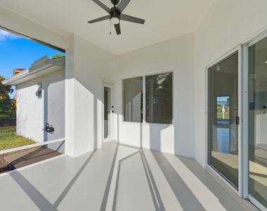 3031 Se Galt Circle - Photo Thumbnail 25