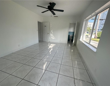 2928 N Ocean Boulevard - Photo Thumbnail 6