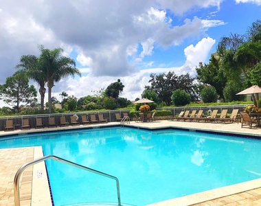 116 Sw Peacock Boulevard - Photo Thumbnail 15