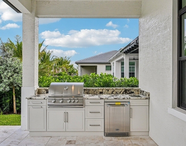 13621 Le Christine Drive - Photo Thumbnail 37