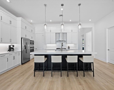 13621 Le Christine Drive - Photo Thumbnail 11