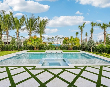 13621 Le Christine Drive - Photo Thumbnail 44