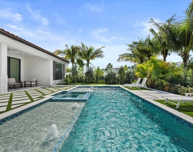 13621 Le Christine Drive - Photo Thumbnail 40