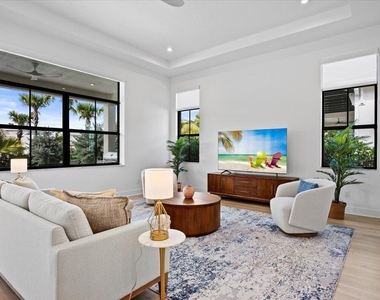 13621 Le Christine Drive - Photo Thumbnail 15