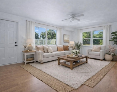 1945 Stratford Way - Photo Thumbnail 11