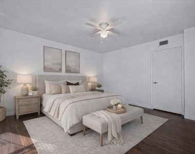 1945 Stratford Way - Photo Thumbnail 15