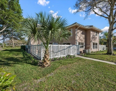 1945 Stratford Way - Photo Thumbnail 26