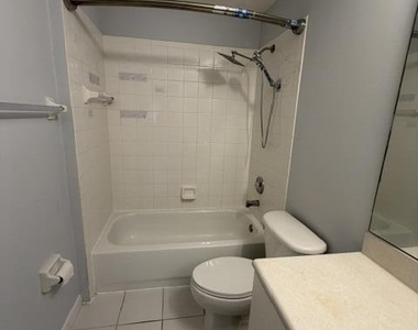 2440 Nw 99th Way - Photo Thumbnail 14