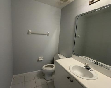 2440 Nw 99th Way - Photo Thumbnail 9