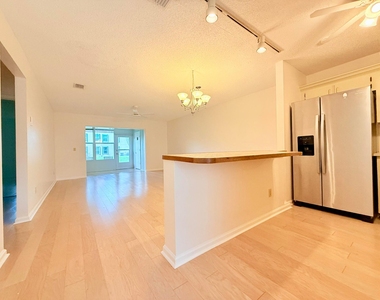6531 Se Federal Hwy - Photo Thumbnail 10