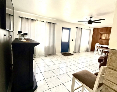 4221 Rose Lane Ne - Photo Thumbnail 25
