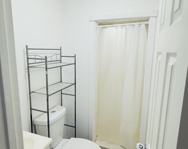 4221 Rose Lane Ne - Photo Thumbnail 14
