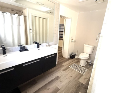 4221 Rose Lane Ne - Photo Thumbnail 13