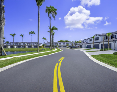 5838 Park Place - Photo Thumbnail 4