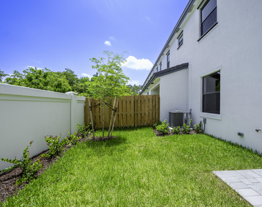 5838 Park Place - Photo Thumbnail 41