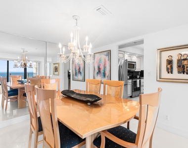 3000 N Ocean Drive - Photo Thumbnail 7