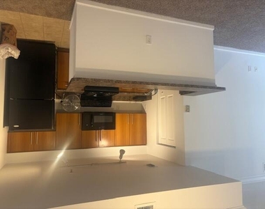 5980 W Sample Road - Photo Thumbnail 17