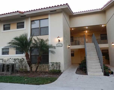1661 E Balfour Point Drive - Photo Thumbnail 15