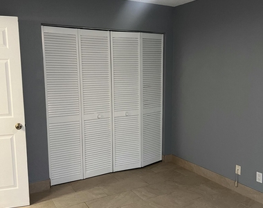 1661 E Balfour Point Drive - Photo Thumbnail 12