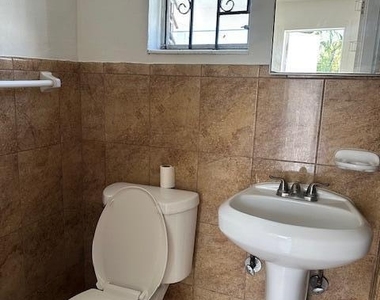 807 Phippen Waiters Road - Photo Thumbnail 6