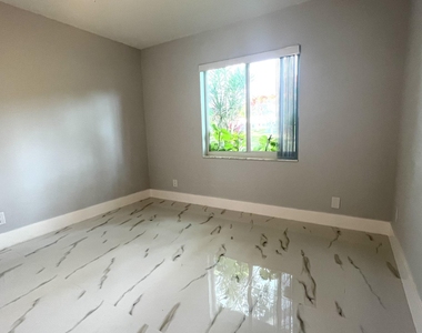 8743 Rheims Road - Photo Thumbnail 14
