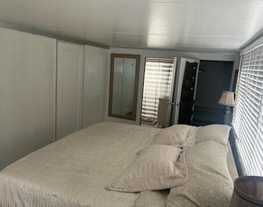 2915 W Marina Drive - Photo Thumbnail 1