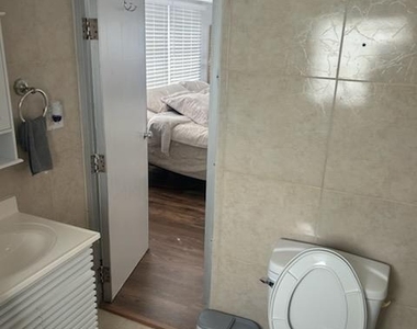 2915 W Marina Drive - Photo Thumbnail 5