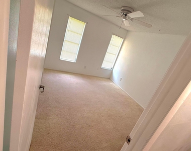 2466 44th Avenue - Photo Thumbnail 9