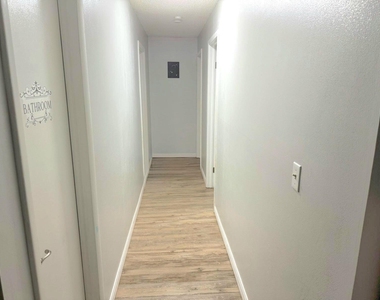 2466 44th Avenue - Photo Thumbnail 7
