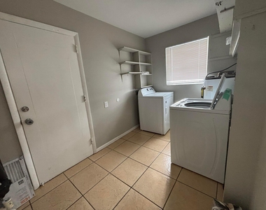 462 S Haverhill Road - Photo Thumbnail 14